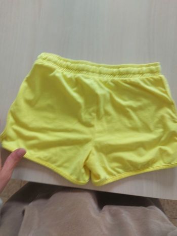Short jaune 12 ans