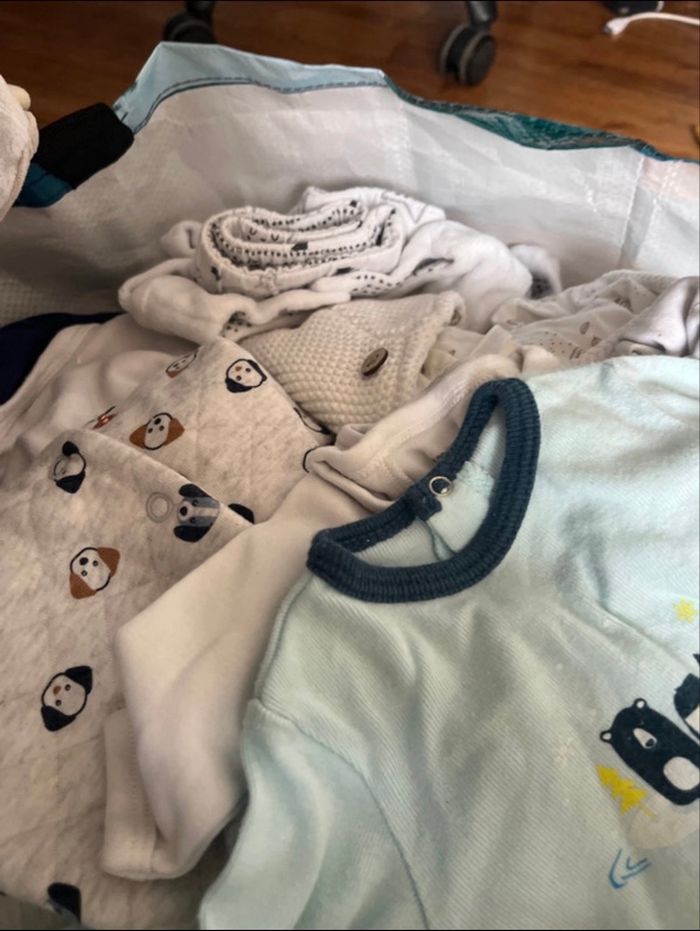 Lot de vêtement 0/1mois - photo numéro 3