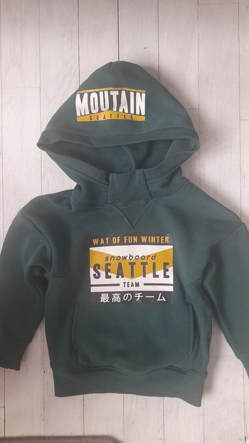 Pull à capuche garcon