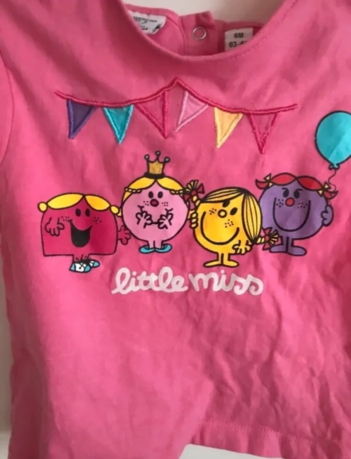 T shirt Mr et Mme neuf 6 mois Jamais porté juste lavé - photo numéro 3