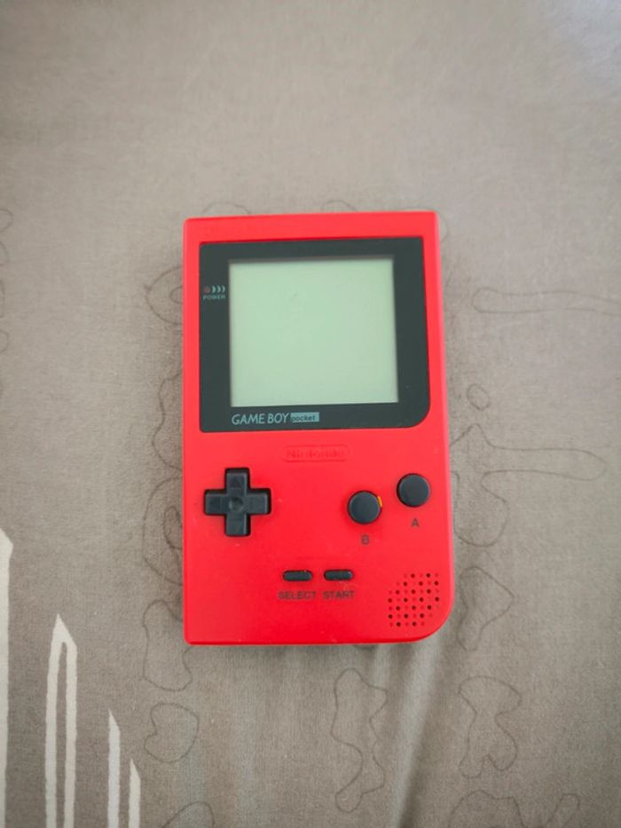 Game Boy Pocket