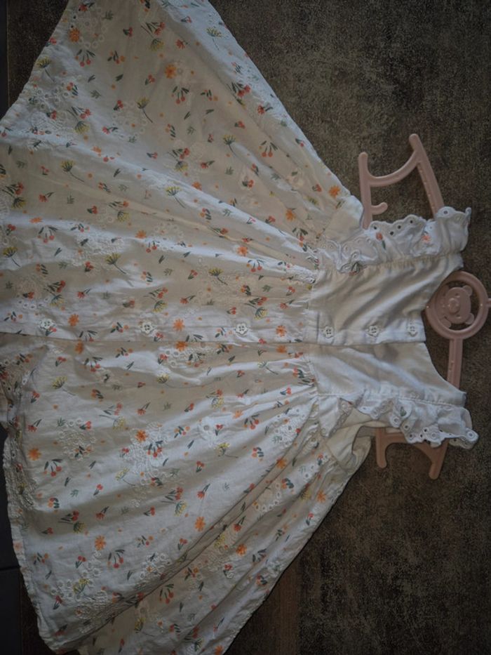 Robe bébé de cérémonie - photo numéro 2