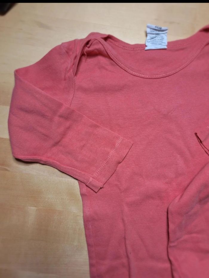 Bodies manches longues taille 24 mois marque basic très bon état - photo numéro 5