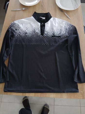 Polo noir et blanc