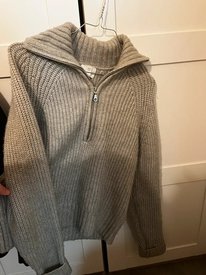 Gros pull d’hiver - photo numéro 2