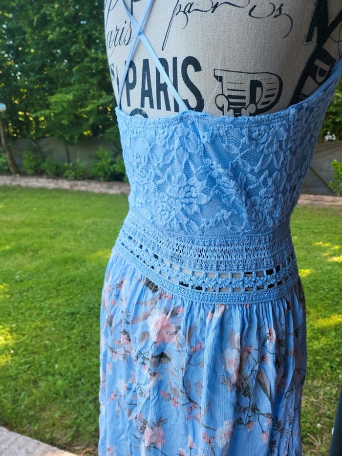 Magnifique robe fleurie fluide légère ajourée L - photo numéro 7