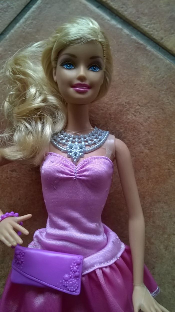Barbie fashinitas - photo numéro 2