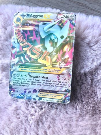 Carte Pokémon rare holographique