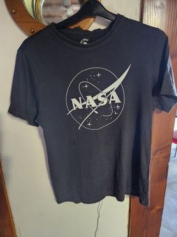 tee-shirt noir