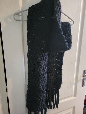 Vends grosse écharpe à franges