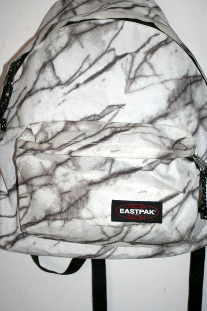 Sac à dos EastpaK Padded marble - photo numéro 2