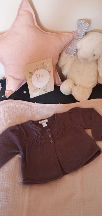 Gilet gris anthracite Orchestra taille 6 mois en très bon état