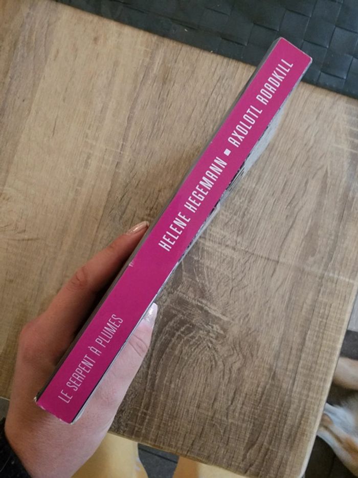 Livre Axolotl roadkill - Le serpent à plumes - photo numéro 4