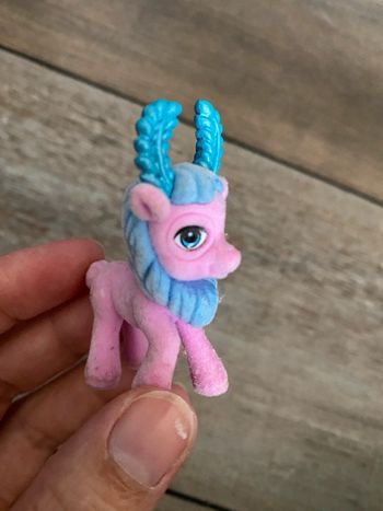 Petite figurine renne