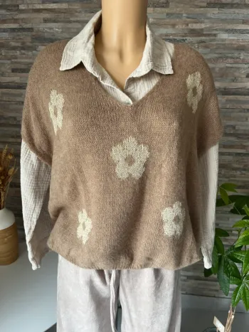 Pull camel et marguerites