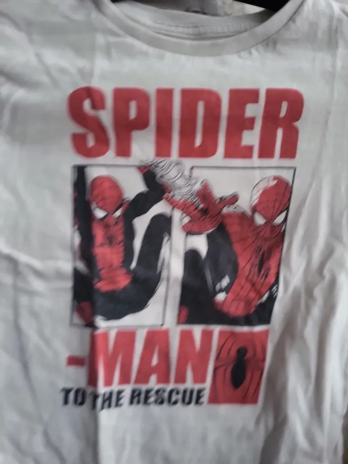 T shirt spiderman - photo numéro 2