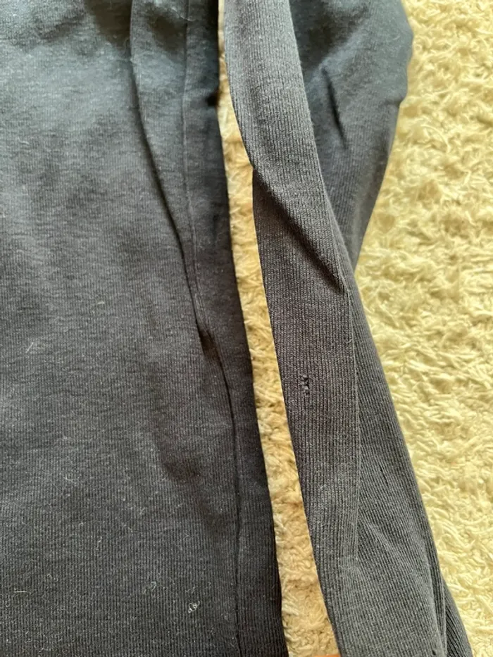Lot de 4 sous-pulls taille 8 ans marque Kiabi et Tape à l’œil - photo numéro 7