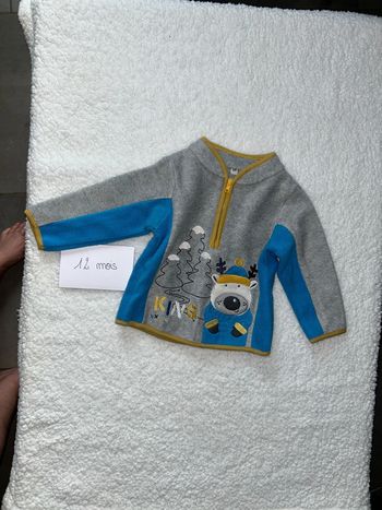 Pull bébé sapin et reine