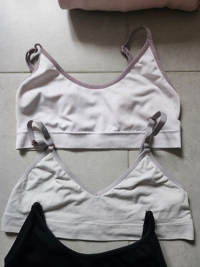 Lot 4 brassières taille S - photo numéro 2