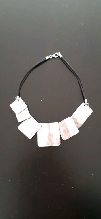 Collier métal