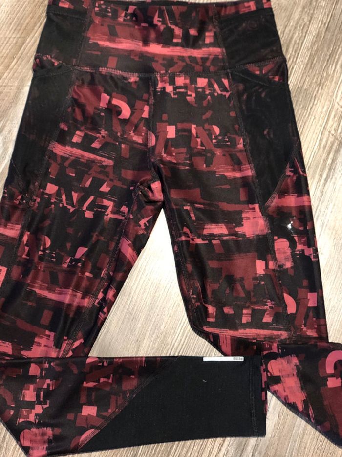 Legging sport Puma neuf XS - photo numéro 2