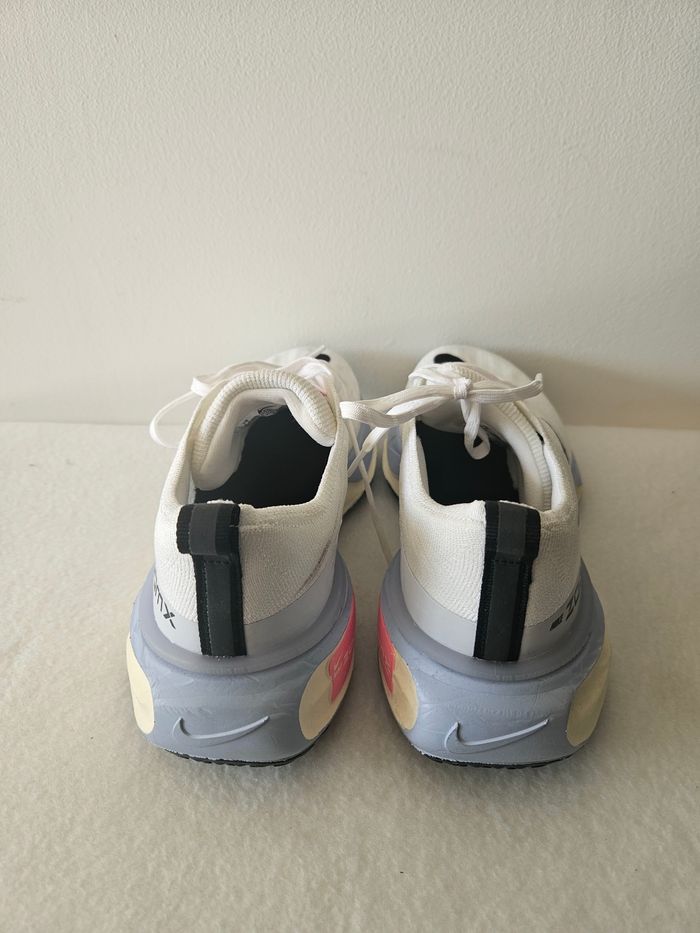 Baskets Pointure 40,5 nike - photo numéro 8