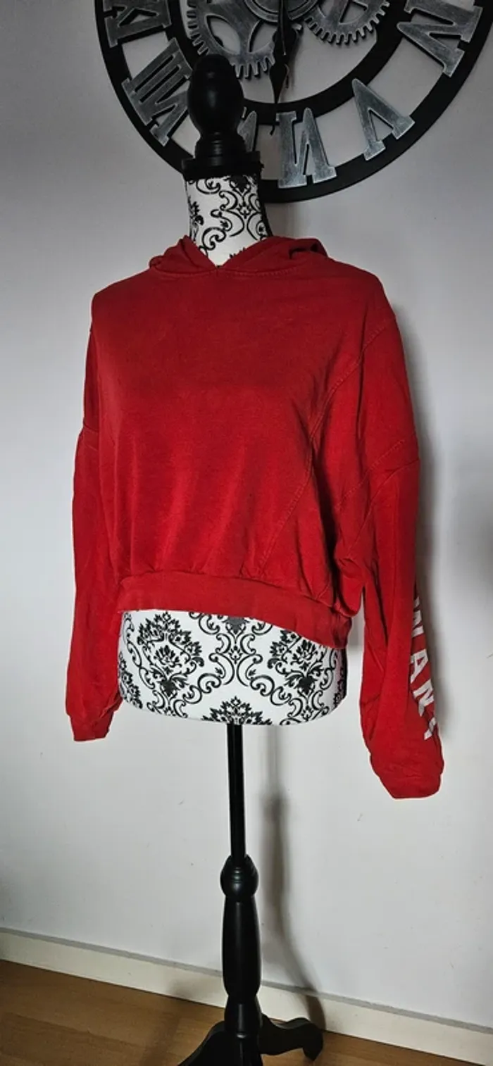 Pull court à capuche Taille S