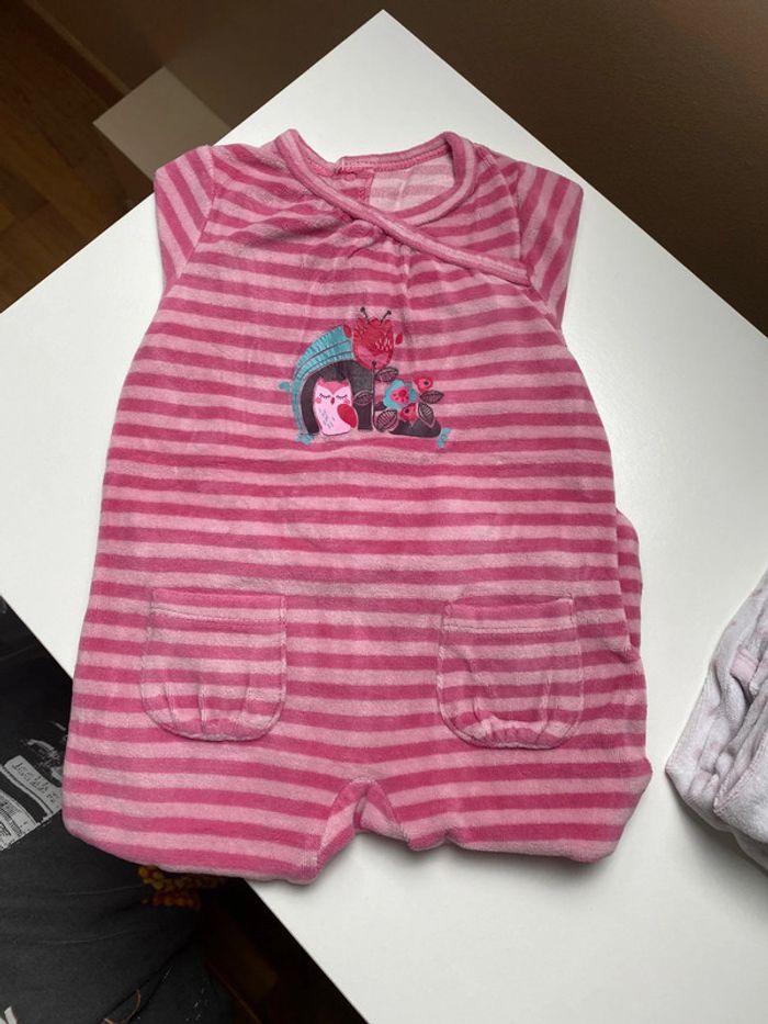 Lot de cinq pyjamas, une pièce - photo numéro 4