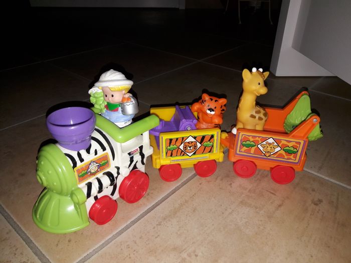 Train musical au zoo musical Little People de Fisher-Price - photo numéro 2