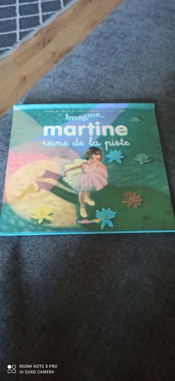 Livre Martine reine de la piste