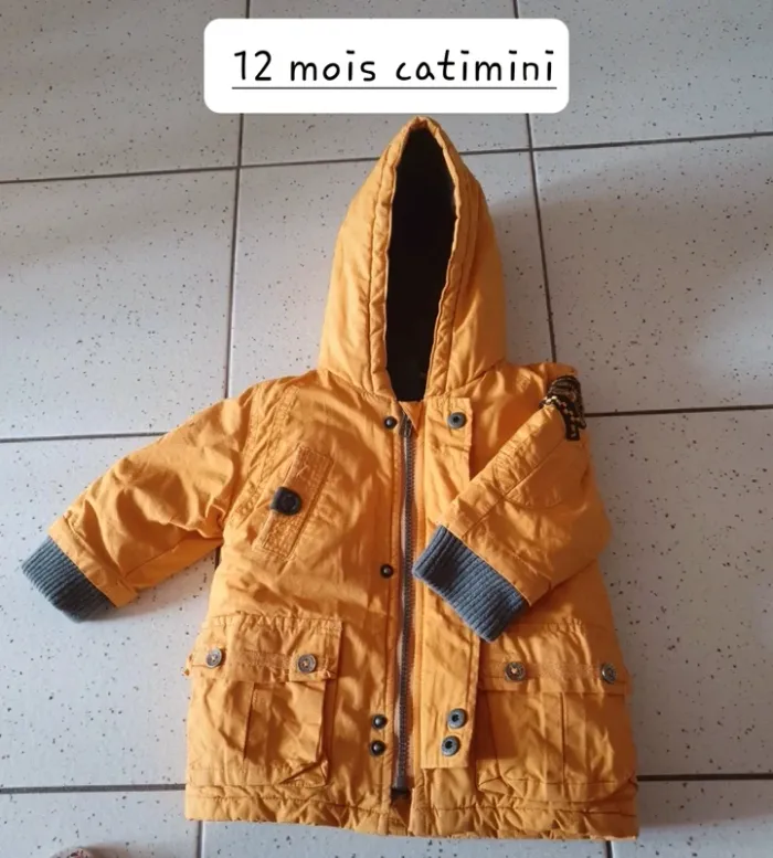 Joli menteau 2 en 1 marque Catimini 12 mois