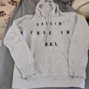 Sweat gris G one 16 ans