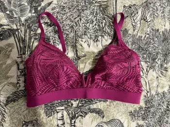 Soutien-gorge fuchsia 90C