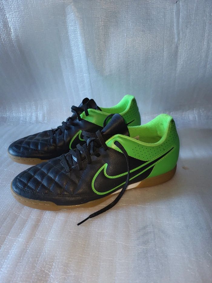 Chaussures foot nike - photo numéro 7