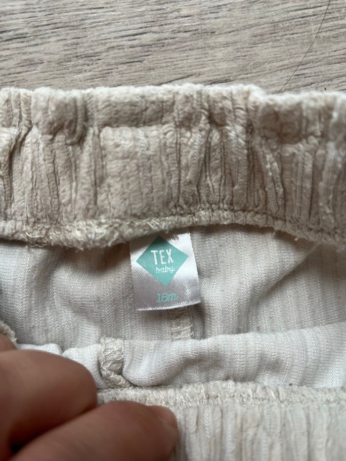 Lot de 3 pantalons 18 mois - photo numéro 2