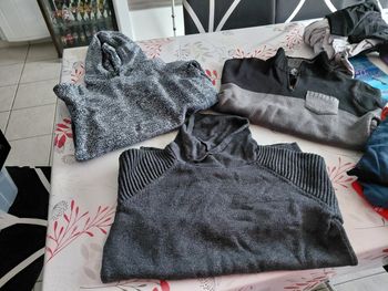Lot de 3 pulls 14ans