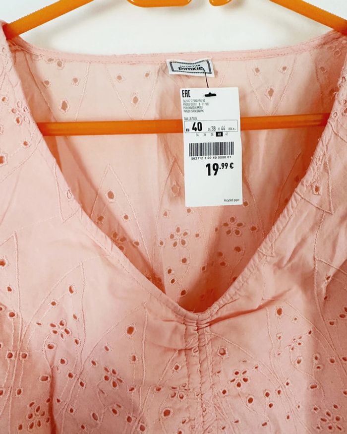 Top rose pale à broderies anglaises - Pimkie - photo numéro 3