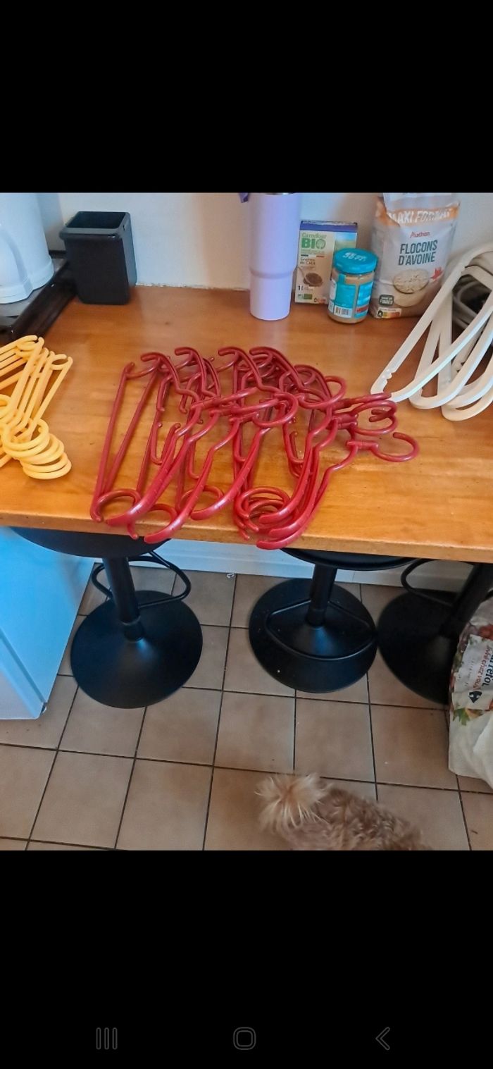 Lot de 31 cintres ikea - photo numéro 3