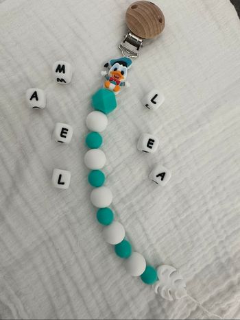 Attache tétine Donald