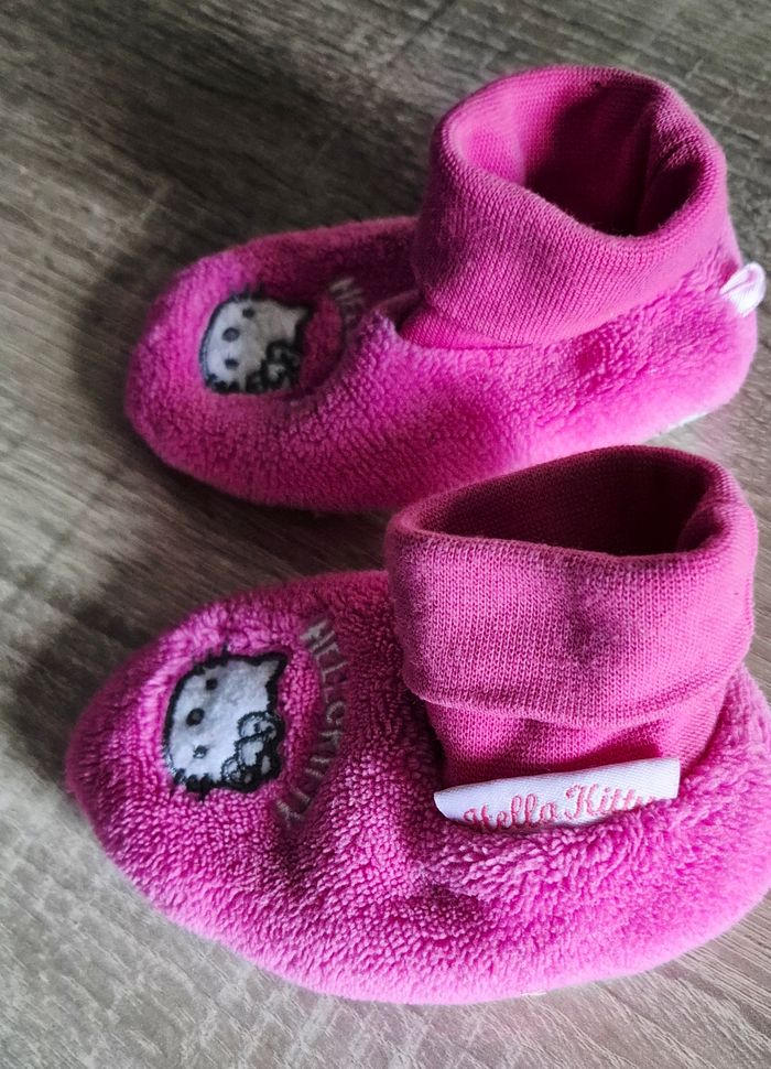 Chausson bébé Hello Kitty roses - Taille 21 - photo numéro 4