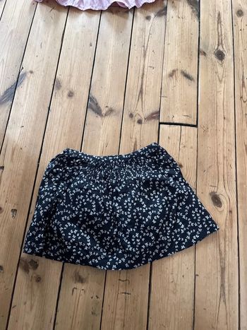 Jupe quatre ans, CFK