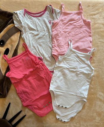 Lot 4 bodys été fille 12 mois