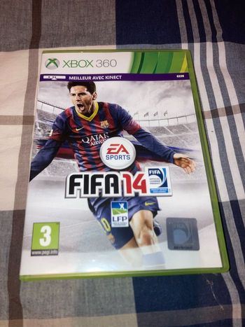 FIFA14 pour Xbox360. Avec boîte. TBE