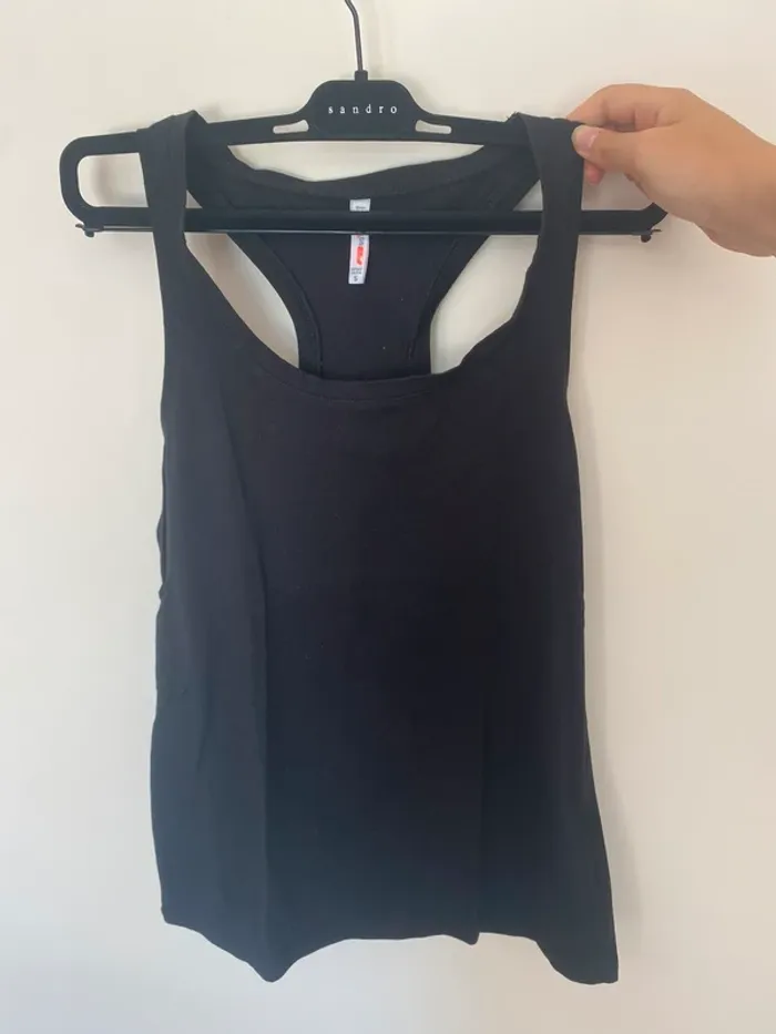 débardeur noir forme marvel newyorker taille S