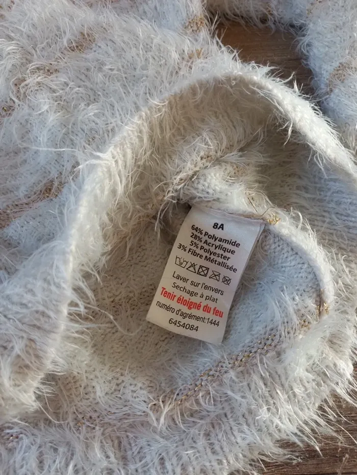 Pull fille 8 ans - photo numéro 6