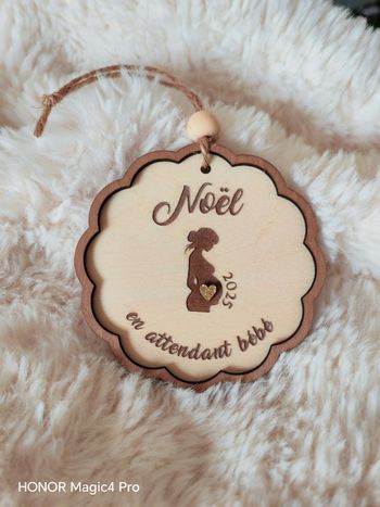 Suspension Noël en attendant bébé