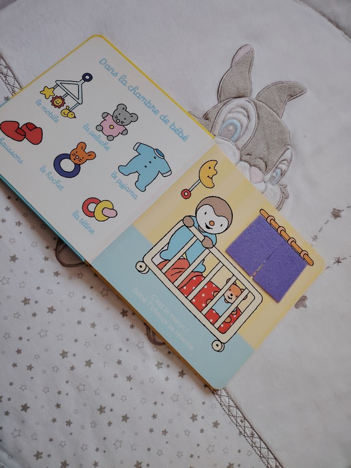 Livre T'choupi a toucher - photo numéro 4