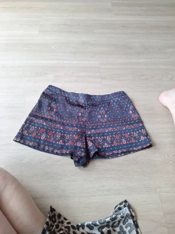 Short à motif