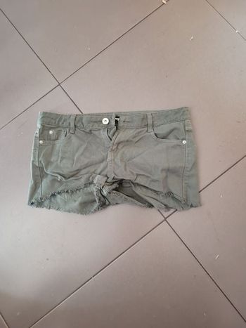 Short jennyfer tailke 34