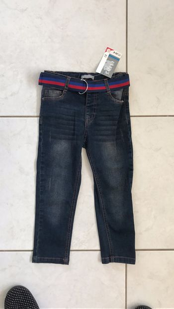 Jean garçon 5 ans Neuf